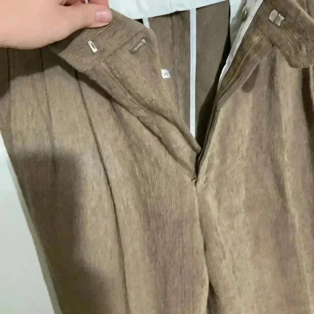 St. Croix Made in Italy Corduroy Men’s Pants Size 36 , pleated and rolled cuffs - Picture 4 of 11